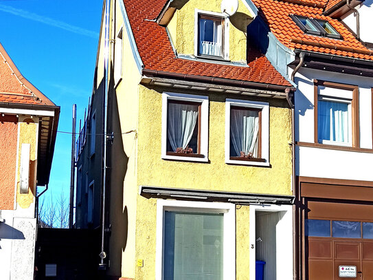 Haus mit viel Potenzial in Meßstetten zum verkaufen / Provisionsfrei / VB