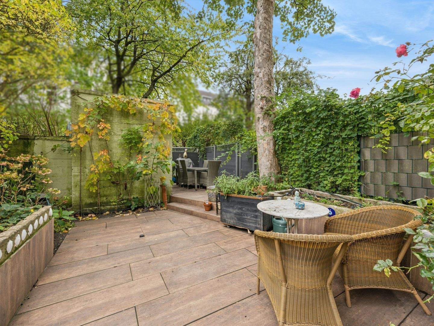 Neuer Preis! 3,5-Zimmer-Altbauwohnung mit privatem Gartenjuwel im begehrten Hamburg-Hoheluft