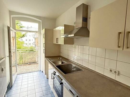 ++Wunderschöne 2 Raum Wohnung mit Einbauküche und Balkon in beliebter Lage++