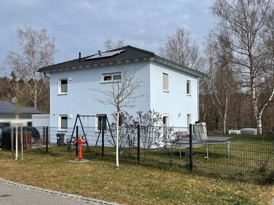 Neuwertiges, freistehendes Toscanahaus in direkter Nähe zum Hammersee in Bödenwöhr