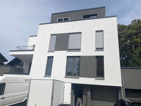 Düren-City • Erstbezug • Balkon • Einbauküche • Garage • Topp-Ausstattung