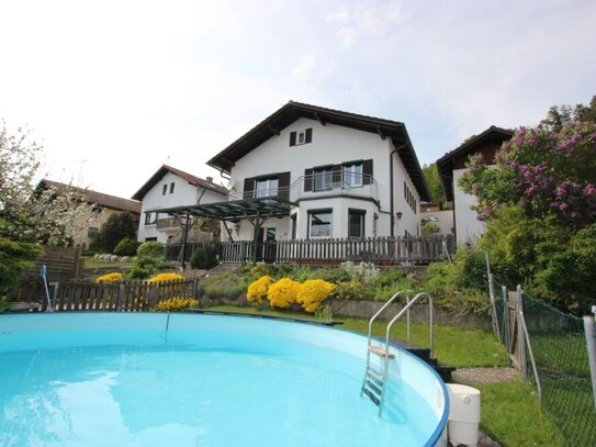 Wohnhaus in ruhiger Siedlungslage mit schönem Fernblick - 614