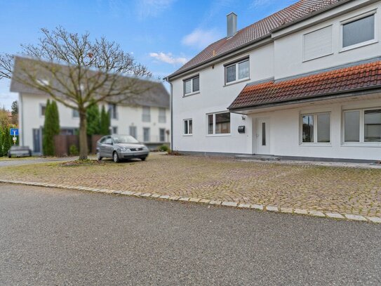 Erstbezug! 3,5 Zimmer-Erdgeschoss-Eigentumswohnung in zentraler Lage in Hüttisheim