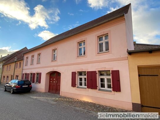 Mehrfamilienhaus in zentraler Lage von Luckau zu verkaufen mit neuer Gasheizung