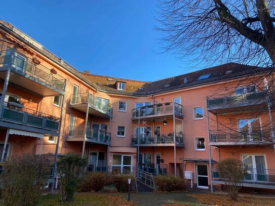 altersgerechte Wohnung in gepflegtem Haus mit Balkon und Fahrstuhl