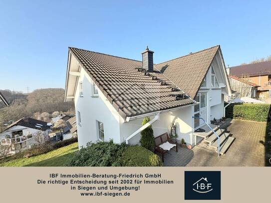 Charmante 2-ZKB DG-Wohnung ruhig gelegen in Siegen-Seelbach mit Balkon