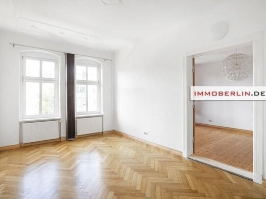 IMMOBERLIN.DE - Helle 3-Zimmer-Wohnung mit Sonnenbalkon in Steglitz