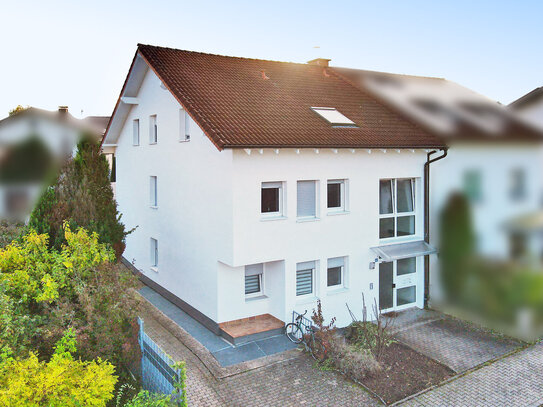 Provisionsfrei - Vermietete Erdgeschosswohnung mit Terrasse und Stellplatz in kleiner Wohneinheit