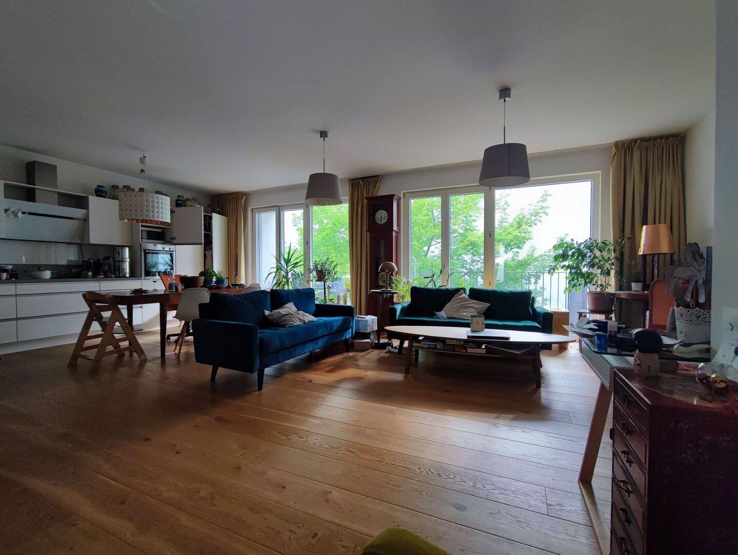 möblierte große 3-Zimmer-Wohnung mit Balkon in Berlin-Friedrichshain - Photo 1