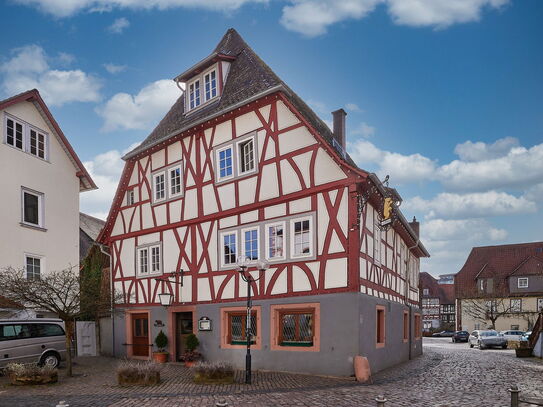 Patrizierhaus im Stadtkern, Nutzfläche 476m², Wohnung 2.OG, Gastronomie möglich 179m² in EG+1.OG