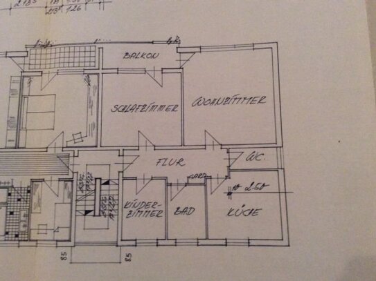 Schöne moderne 3 Zimmerwohnung mit Balkon