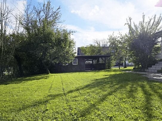 Großzügiger Familiensitz mit herrlichem Garten