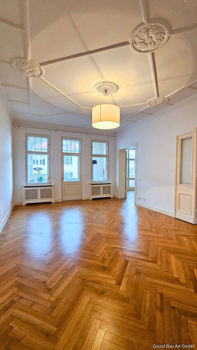 Traumhafte Altbauwohnung in ruhiger Kudamm-Seitenlage! - Foto 1