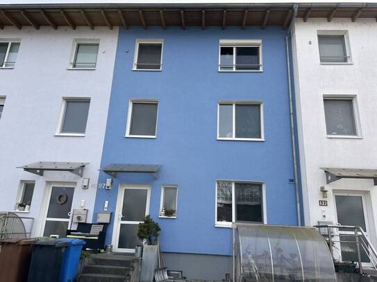 Ideal für die junge Familie - Großzügiges Reihenhaus in Hattersheim-Okriftel