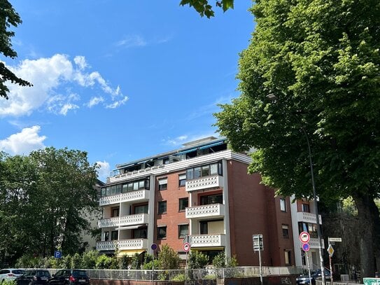 Wohnen am Osterdeich mit Weserblick - vollständig sanierte 2-Zimmer Wohnung