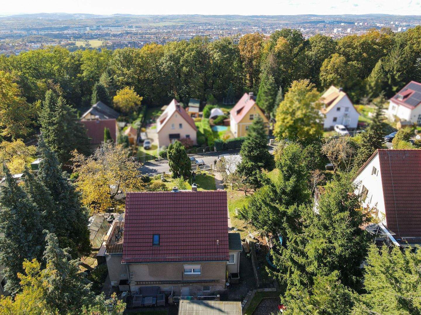 +++ Natur pur! Attraktives Einfamilienhaus mit großzügigem Grundstück direkt am Dresdner Elbhang +++