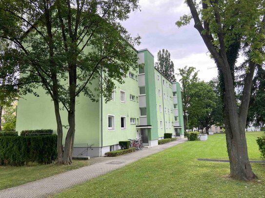 3-Zimmerwohnung mit Balkon und Tiefgarage in Ingolstadt/Unterhaunstadt, Bezug kurzfristig möglich