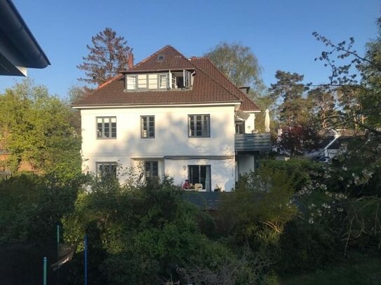 VILLA im GRÜNEN 1 Zi Apartment voll möbliert Elbvorort RISSEN