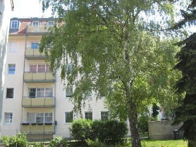 Lichtdurchflutete 2-RW mit Balkon im Neubau in ruhiger grüner Lage von Dresden-Cotta