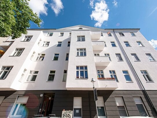 Für die ganze Familie: Vermiete 5-Zimmer-Altbauwohnung mit Balkon auf 129m² - PROVISIONSFREI