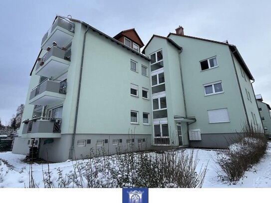 Großzügige 2-Zimmerwohnung mit Balkon, separater Küche und Wannenbad!