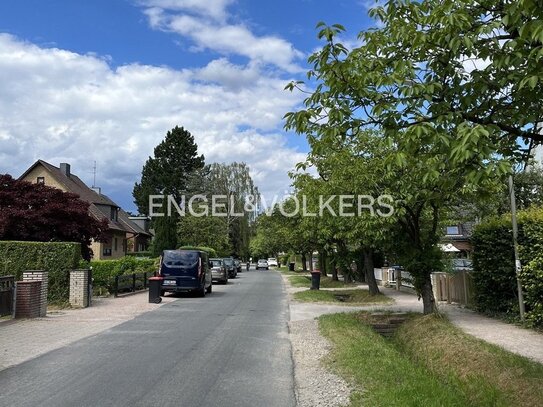 Großzügiges Baugrundstück in ruhiger Lage