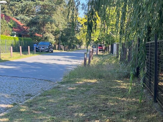 + + Dornröschenschlaf !? traumhaftes großes Grundstück mit sanierungsbedürftigem Haus + +