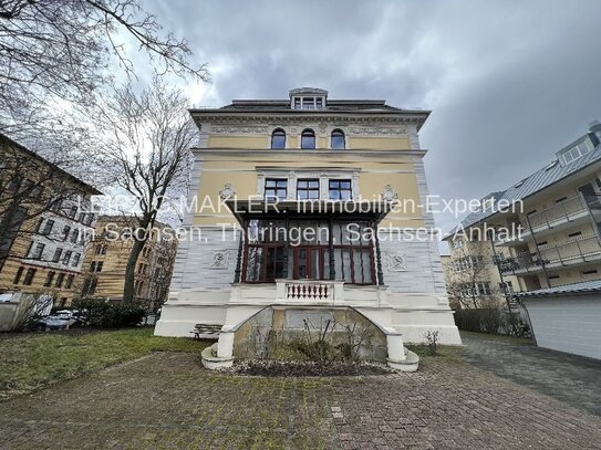 Büro im Dachgeschoss einer Stadtvilla im Zentrum-Ost (78,83m²)