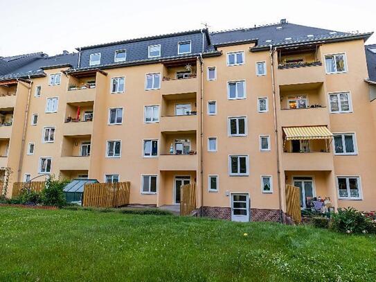 **Wunderschöne 3-Raumwohnung mit Terrasse am Stadtrand**