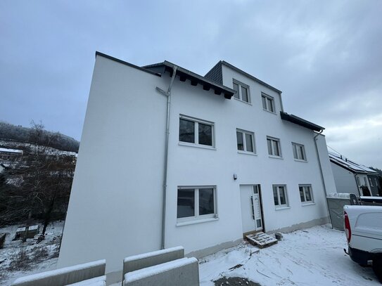 Hochwertige Neubauwohnung in ruhiger Lage