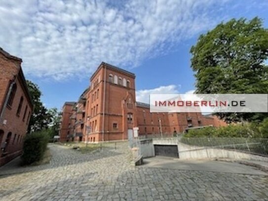 IMMOBERLIN.DE - Toplage! Wohnung mit Südterrasse & Lift im Baudenkmal