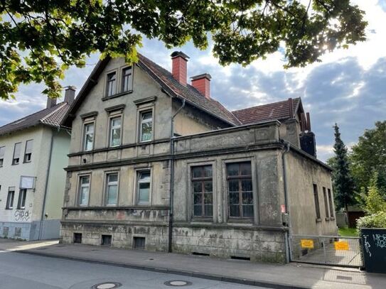 Zweifamilienhaus Bielefeld - Mitte stark Renovierungsbedürftig.