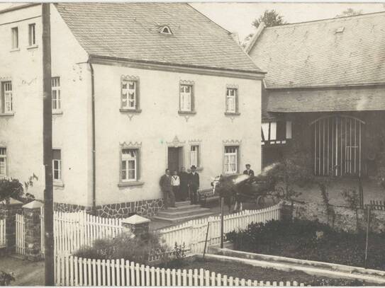 Saniert Dachgeschoss-Altbau, Charme trifft modernes Wohn-Gefühl - Deine Wohlfühl-Oase im Westerwald