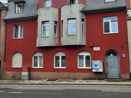 Top Mehrfamilienhaus mit 14 möblierten Zimmer