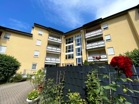 Attraktive 2-Zimmer-Wohnung mit Balkon in gepflegter Wohnanlage.