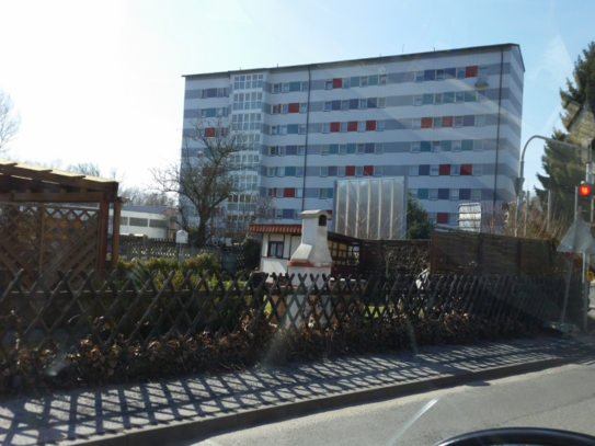 Gepflegte 3-Zimmer-Wohnung im Erdgeschoss ab 01.05.2025 in Neustadt b. Coburg