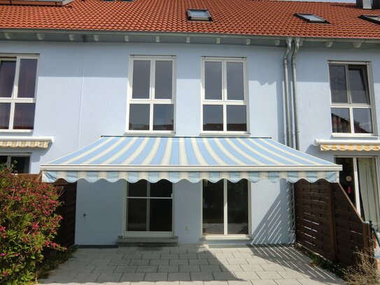 Top gepflegtes Reihenhaus ab 1.2.2025 zu vermieten, Baujahr 2001, 5 Zimmer, Garten und Garage