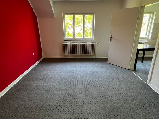 Nette ruhige Dachgeschoßwohnung im Herzen von Düren