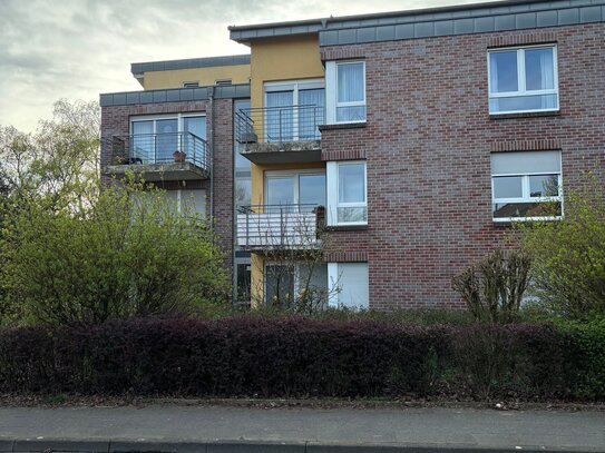 Seniorengerechte 2 Zimmer Wohnung mit Balkon und Betreuungsangebot