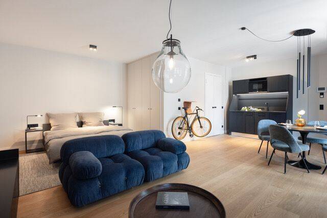 Exklusive Wohnung in Berlin-Mitte | Concierge-Service & Kamin - Photo 1