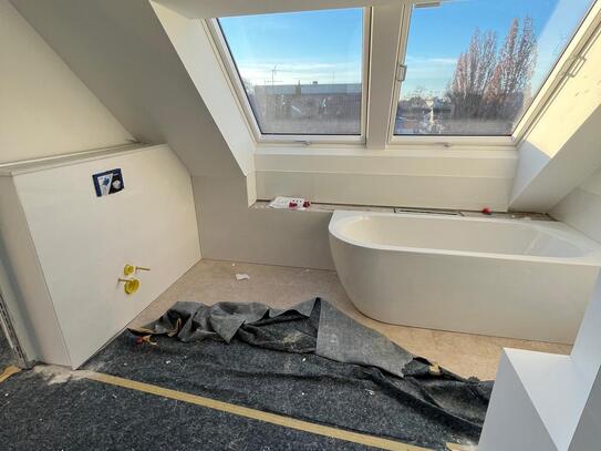 Exklusive 3,5 Zimmer-Maisonette-Wohnungen mit Aufzug, Dachterrasse u. Einbauküchen in Kirchheim-Teck