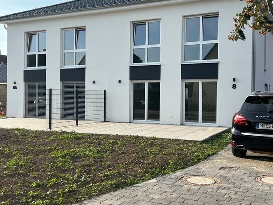 Erstbezug luxuriöse Stadtvilla als Doppelhaushälfte in Pattensen von Privat