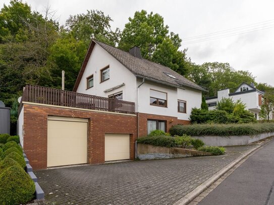 Mehrfamilienhaus mit direktem Blick auf den Wiesensee inklusive Garagen und Terrasse