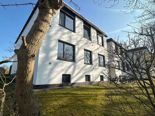 Courtagefrei !! Exkl. 3 Zimmer Terrassenwohnung ( 78,50 m² Wohnfläche ) in Hamburg Niendorf zu verkaufen !