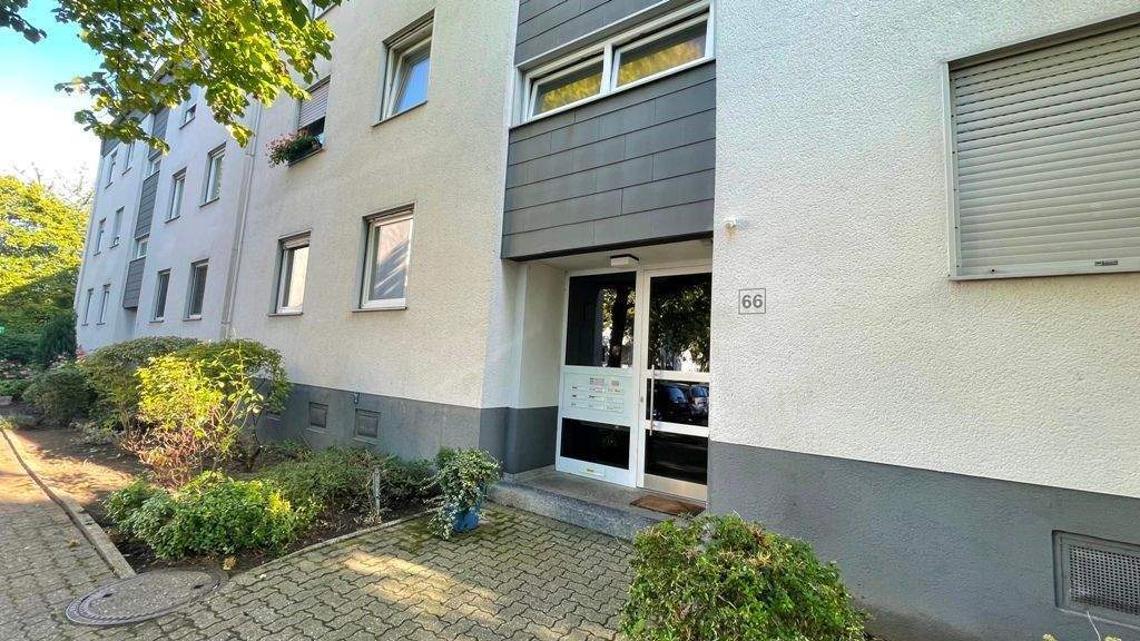* Rentable Kapitalanlage !* Sonnige 4,5 - Raum - ETW mit Wohnküche und Balkon in E- Katernberg !