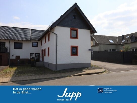 **RESERVIERT**Kuscheliges ehemaliges Bauernhaus mit Scheune und Garten Ripsdorf (2)