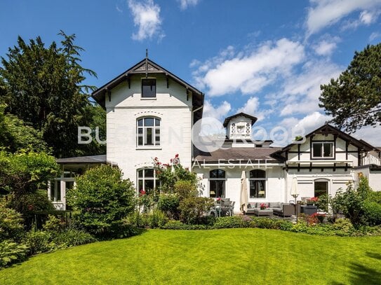 Historische Villa mit traumhaftem Garten in HH-Othmarschen