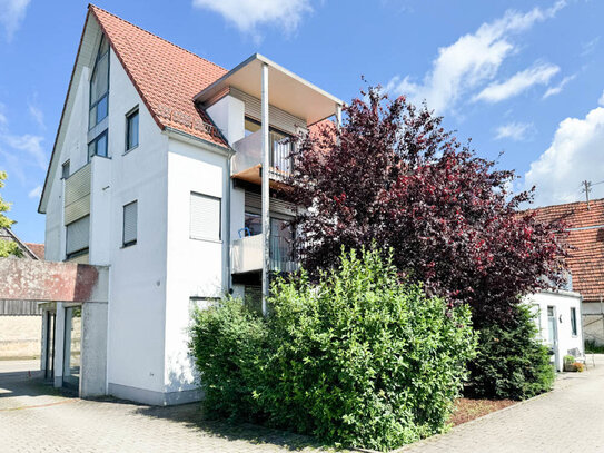 3,5-Zimmer-Galeriewohnung mit Weitblick - individuell Wohnen unterm Dach in Blaubeuren-Asch