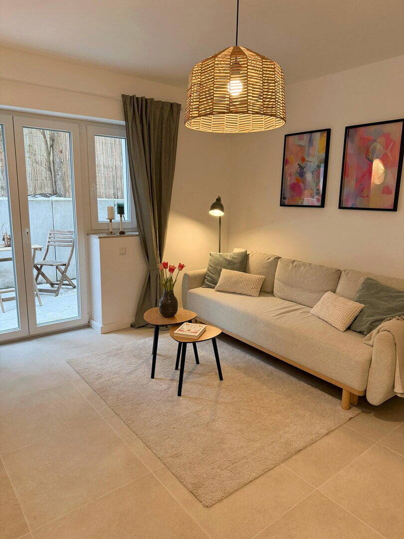 Voll-Möblierte 2- Zimmer Wohnung mit Terrasse in Berlin-Köpenick - Photo 1