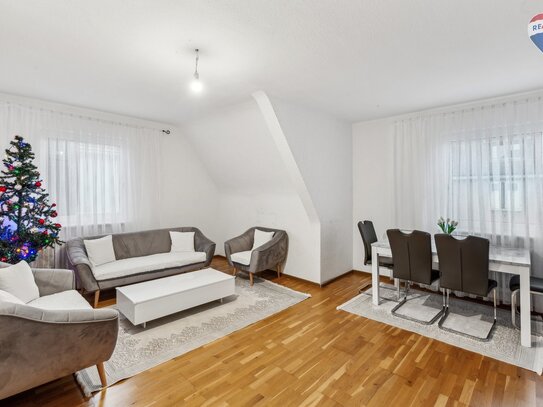 Helle 2,5-Zimmer-WHG in der Innenstadt mit Balkon und Stellplatz!